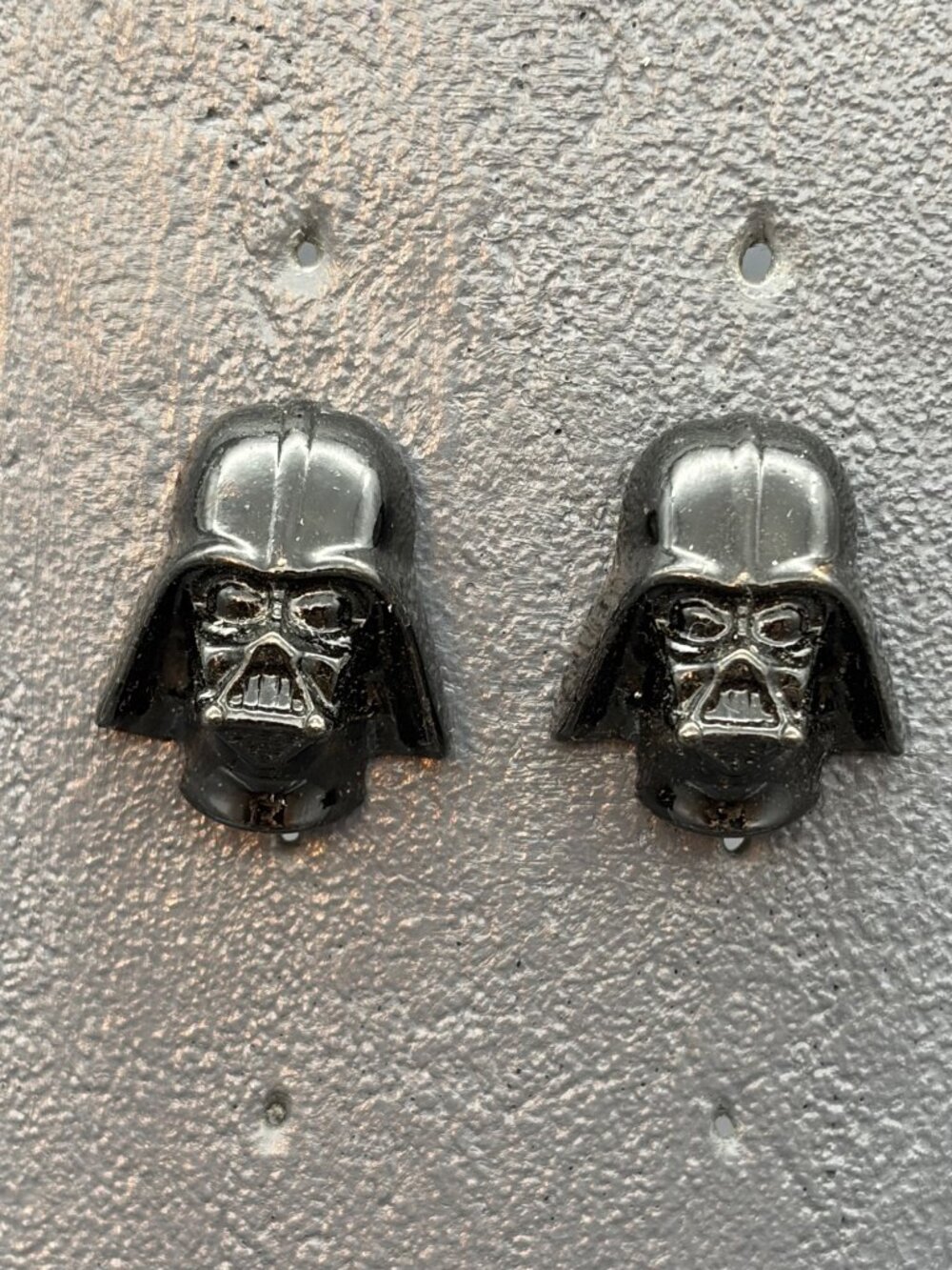 Darth Vader Helmet Stud Earrings 0.75 In Black Glossy Vintage Sci-Fi Geek LFL